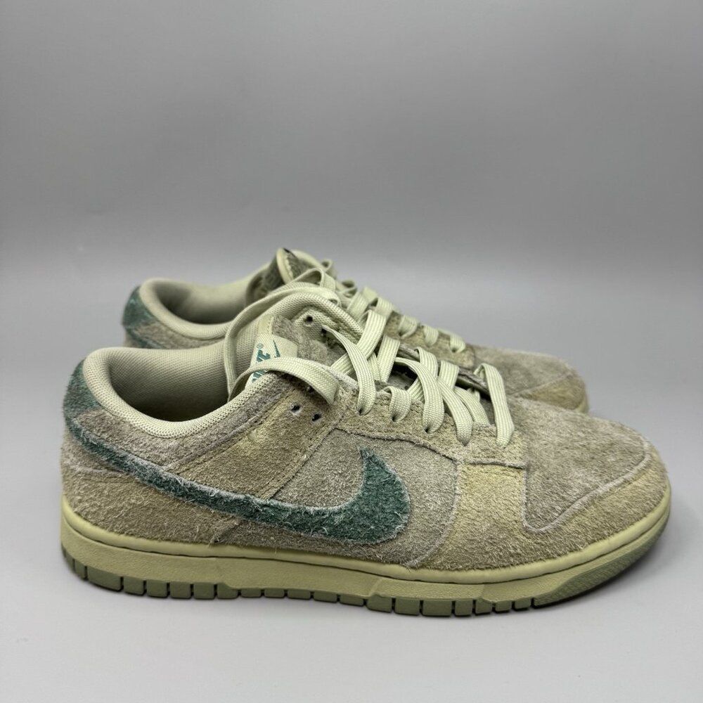 Womens size 7 Nike Dunk Low Olive Green Aura Bicoastal HJ7291-371 Sneaker Shoe
